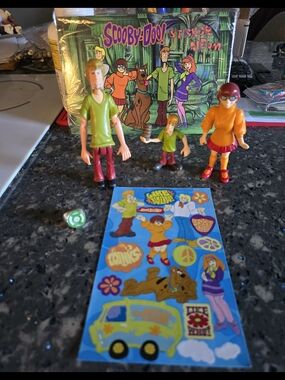 Scooby-Doo Figures & Sticker Book Set Accessories